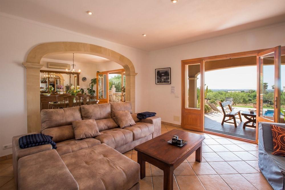 Marines - With Private Pool In Calonge - Santany?